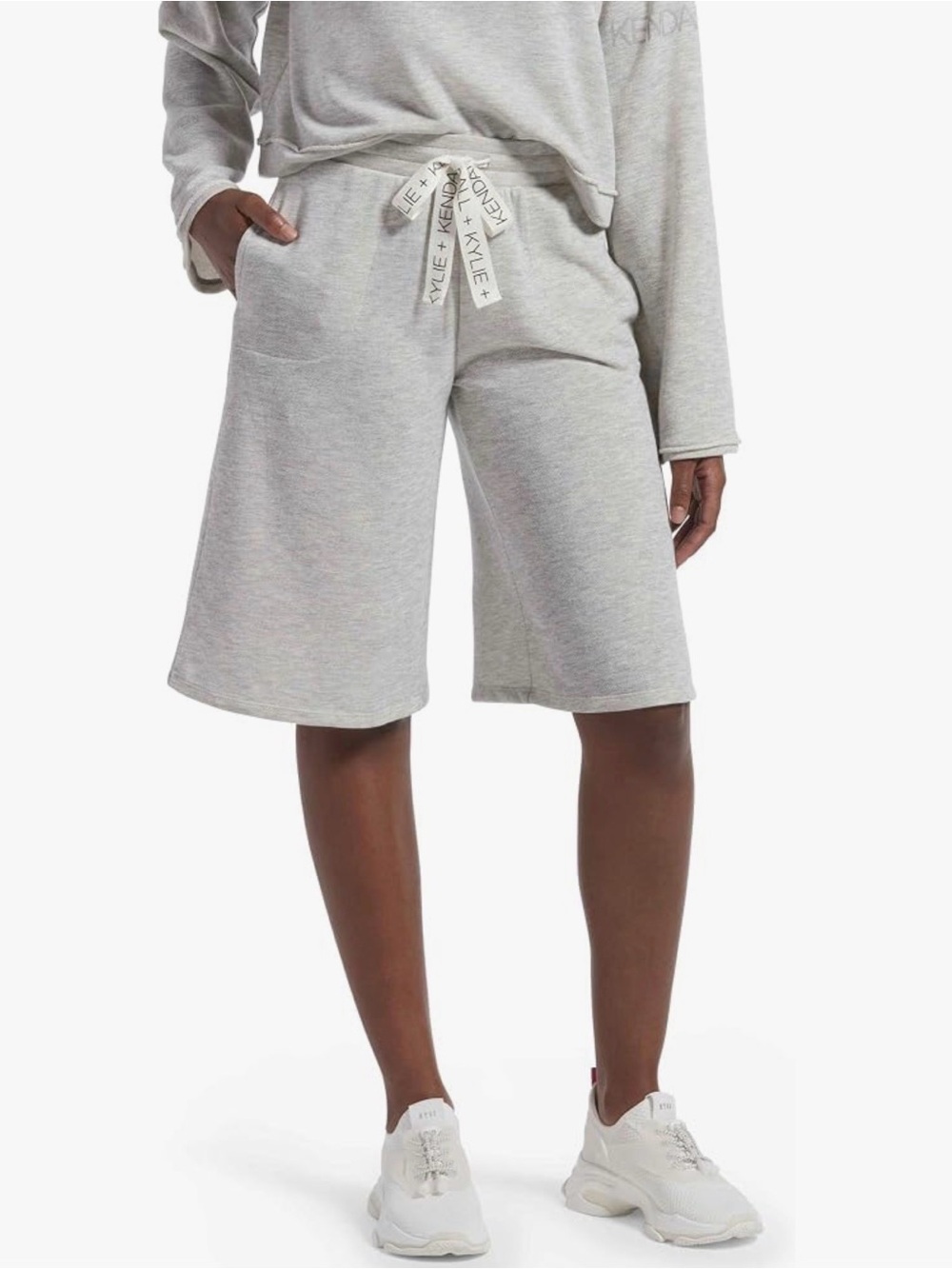 Kendall & Kylie Woman’s Heather Gray Terry Lounge Bermuda Shorts Medium NWT